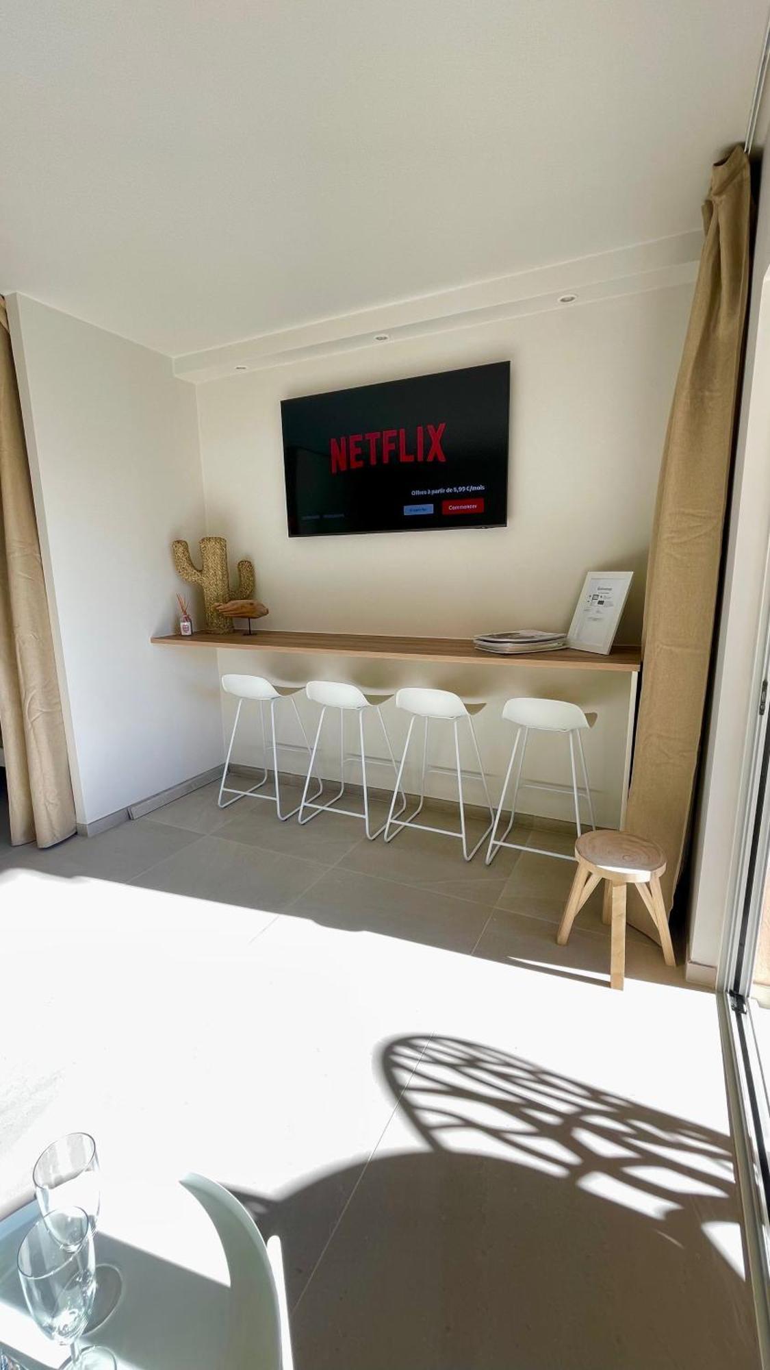 Proche St Tropez Refait A Neuf Bord De Plage Et Piscine Cogolin Exterior foto